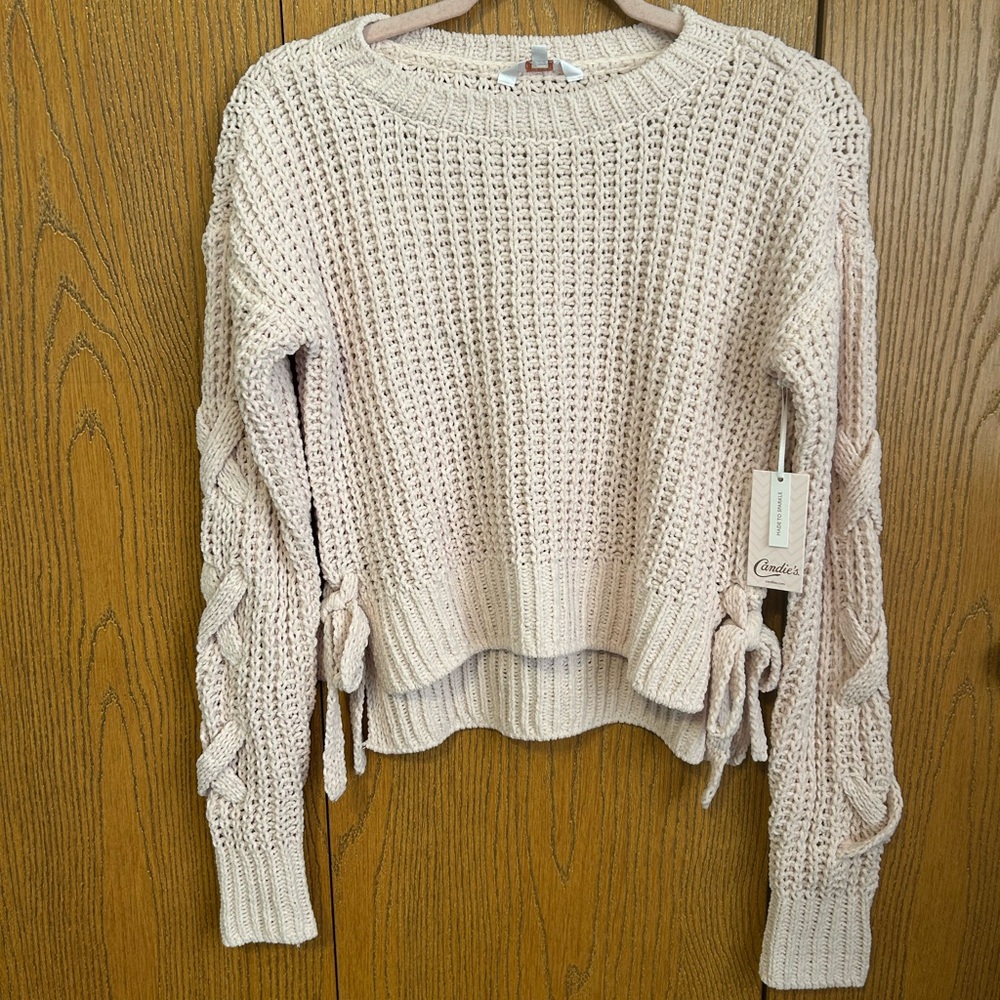 Light pink cropped sweater